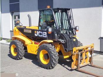 عجلات JCB