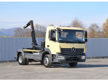 شاحنة برافعة خطافية MERCEDES-BENZ Atego 1221