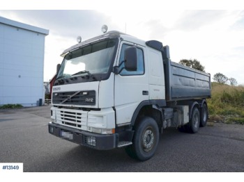 شاحنة قلاب VOLVO FM12