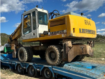 حفار ذو عجلات LIEBHERR