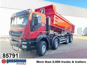 شاحنة قلاب IVECO Trakker