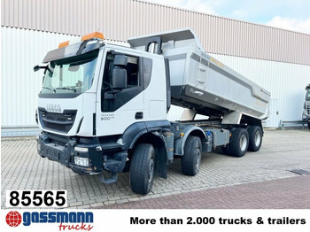 شاحنة قلاب IVECO Trakker