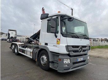 شاحنة برافعة خطافية Mercedes Actros 2544: صورة 2