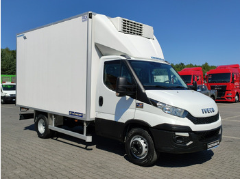 شاحنة توصيل مبردة IVECO Daily 70c18