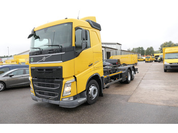 ناقلة حاويات/ شاحنة حاويات VOLVO FH