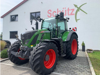 جرار FENDT 724 Vario