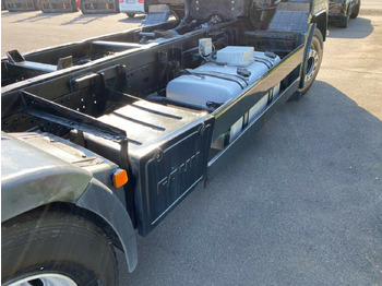 شاحنة بهيكل معدني للمقصورة MAN 26.320 TGA 6x2 MAN 26.320 TGA 6x2: صورة 4 شاحنة بهيكل معدني للمقصورة MAN 26.320 TGA 6x2 MAN 26.320 TGA 6x2: صورة 4