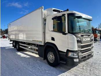 شاحنة ذات مبرد SCANIA P