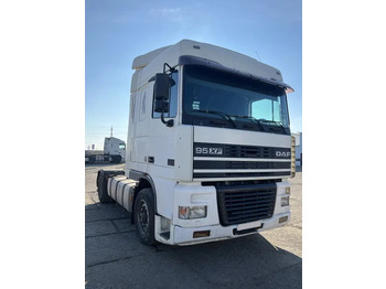 مقطورة السحب DAF XF 95 430