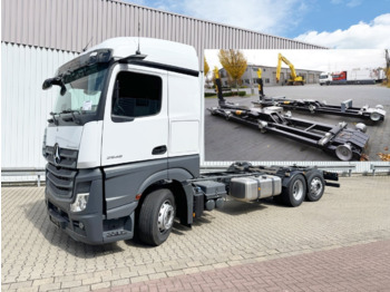 شاحنة برافعة خطافية MERCEDES-BENZ Actros 2548