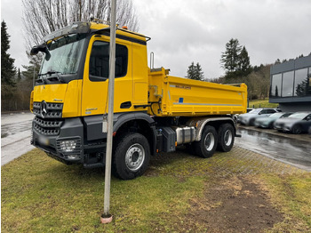 شاحنة قلاب MERCEDES-BENZ Arocs