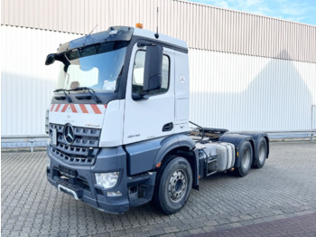 مقطورة السحب MERCEDES-BENZ Arocs 2648