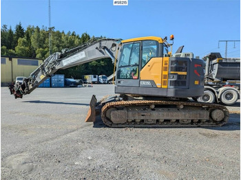 حفار زاحف VOLVO ECR235EL