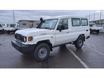 سيارة TOYOTA Land Cruiser