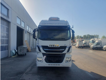 مقطورة السحب IVECO Stralis 440