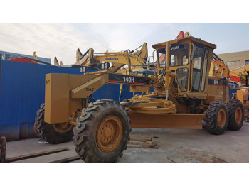 ماكينة تسوية CATERPILLAR 140H