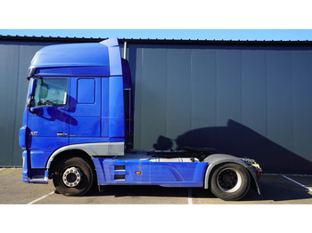 مقطورة السحب DAF XF 460