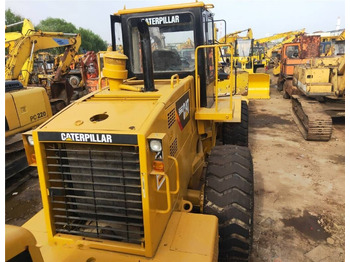 اللودر بعجل CATERPILLAR 966G