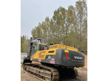 حفار زاحف VOLVO EC480DL