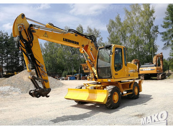 حفار ذو عجلات LIEBHERR A 314