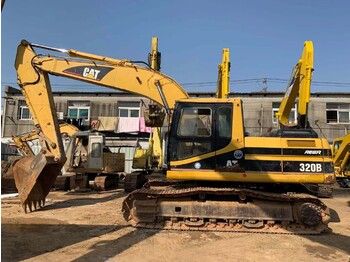 حفار زاحف CATERPILLAR 320B