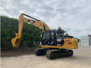 حفار زاحف CATERPILLAR 320D2