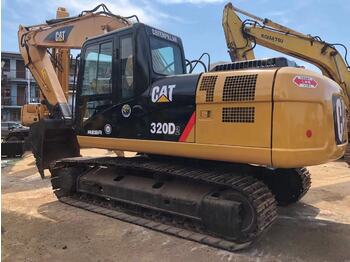 حفار زاحف CATERPILLAR 320D