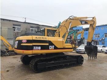 حفار زاحف CATERPILLAR 320BL