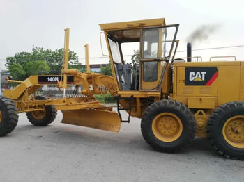 ماكينة تسوية CATERPILLAR 140H