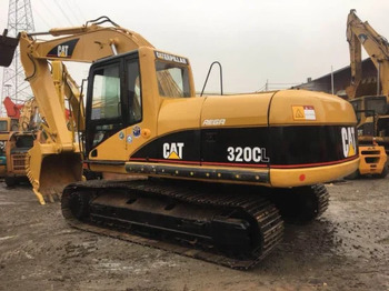 حفار زاحف CATERPILLAR 320C