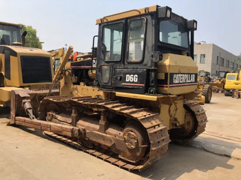 بلدوزر CATERPILLAR D6G