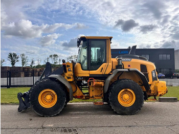 اللودر بعجل VOLVO L90H