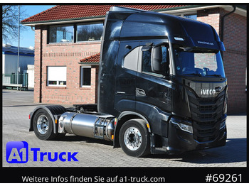 مقطورة السحب IVECO Stralis