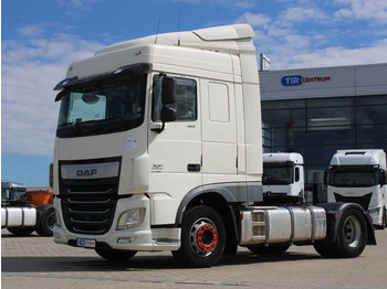 مقطورة السحب DAF XF 460