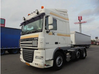 مقطورة السحب DAF XF 105 460