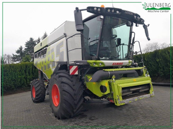 حصادة CLAAS Lexion