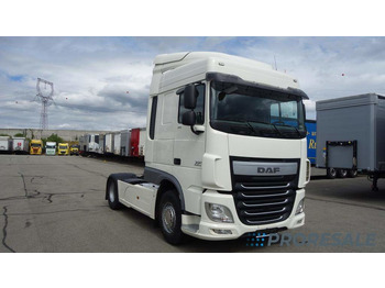 مقطورة السحب DAF XF 510