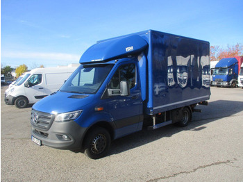 شاحنة بصندوق مغلق MERCEDES-BENZ Sprinter 516