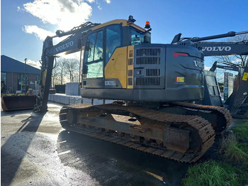 حفار زاحف VOLVO ECR235EL