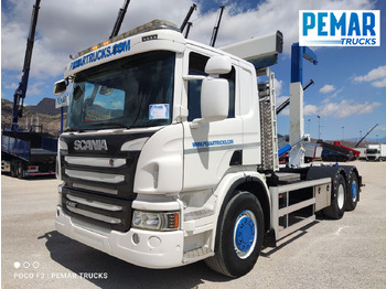 ناقلة حاويات/ شاحنة حاويات SCANIA P 400