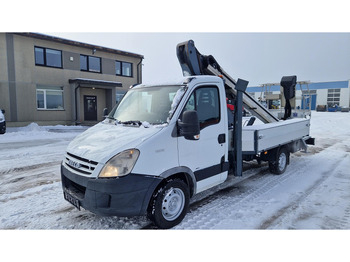 شاحنة توصيل مغلقة IVECO Daily 35s12