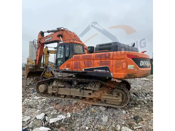 حفّار DOOSAN DX520LC