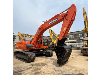 حفّار DOOSAN DX225