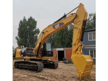 حفار زاحف CATERPILLAR 320D2