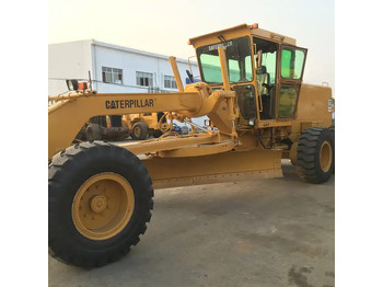 ماكينة تسوية CATERPILLAR 140G