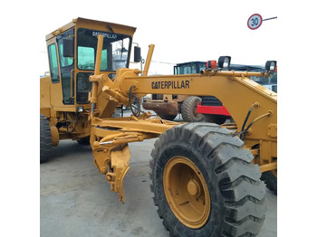 ماكينة تسوية CATERPILLAR 140G