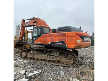 حفّار DOOSAN DX520LC