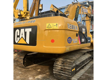 حفار زاحف CATERPILLAR 320D