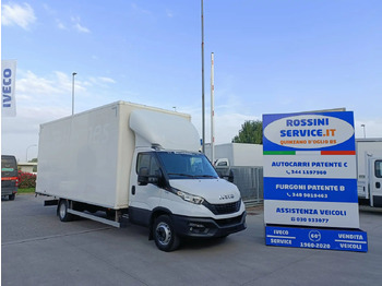 شاحنة صندوقية IVECO Daily