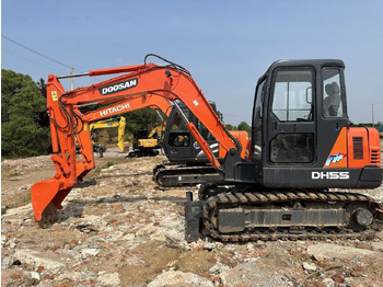 حفار زاحف DOOSAN DH55